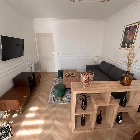 Bulle De Champagne : Petit Cocon En Plein Centre Lägenhet Épernay Exteriör bild